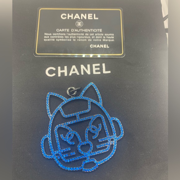Authentic Chanel Cat Pendant with Authentication Card - Picture 15 of 17